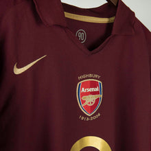 Load image into Gallery viewer, Arsenal Home 05/06 Retro (ON-HAND)
