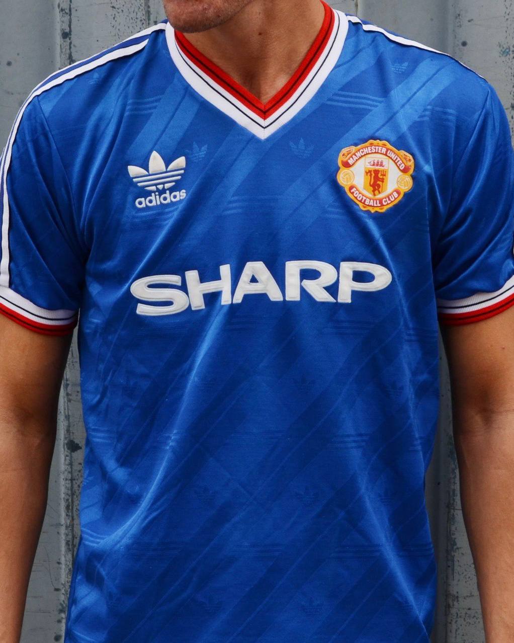 Retro Kit United Blue Sharp Kit Football Shirt Manchester United