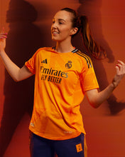 Load image into Gallery viewer, Real Madrid Away 24/25 (Women&#39;s Size)
