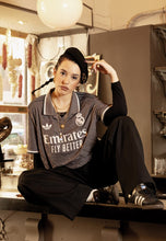 Load image into Gallery viewer, Real Madrid Third 24/25 (Women&#39;s Size)
