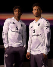Load image into Gallery viewer, Manchester United Away Long Sleeves 25/26
