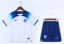 Load image into Gallery viewer, England Home 22/23 (Kid&#39;s Size)
